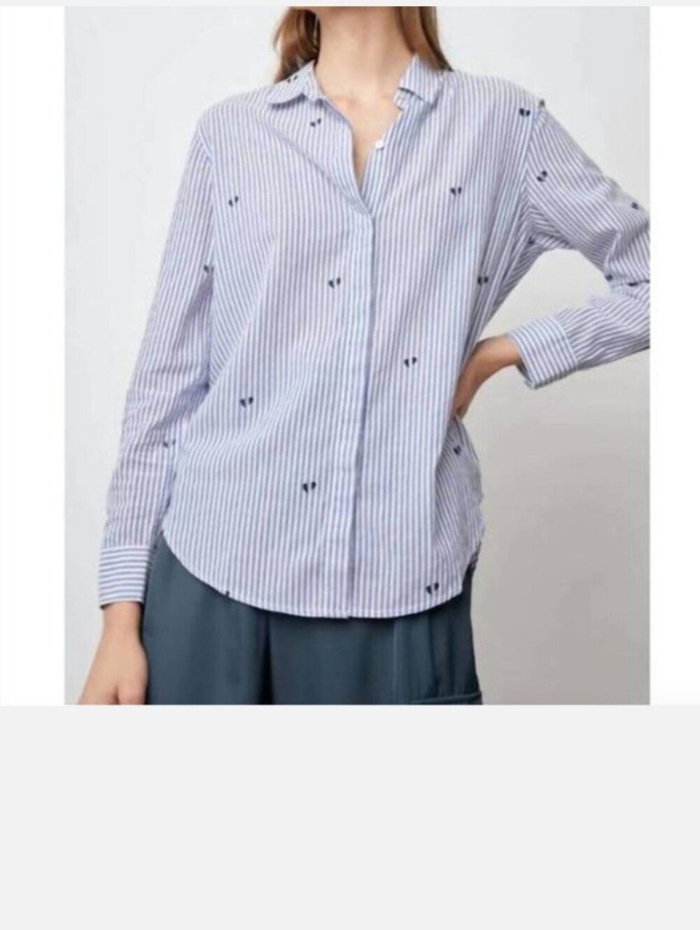 Rails Broken Hearts Striped Button-Down Shirt Blue And White Size Medium